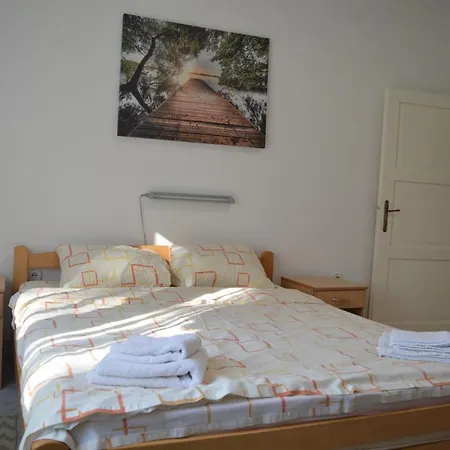 Bogoljubova Vinska Koliba * Vrdnik