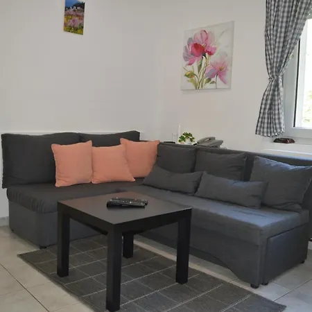 Bogoljubova Vinska Koliba Vrdnik