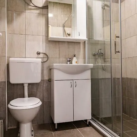 Bogoljubova Vinska Koliba * Vrdnik