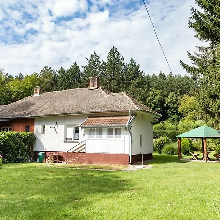Holiday home Bogoljubova Vinska Koliba Vrdnik