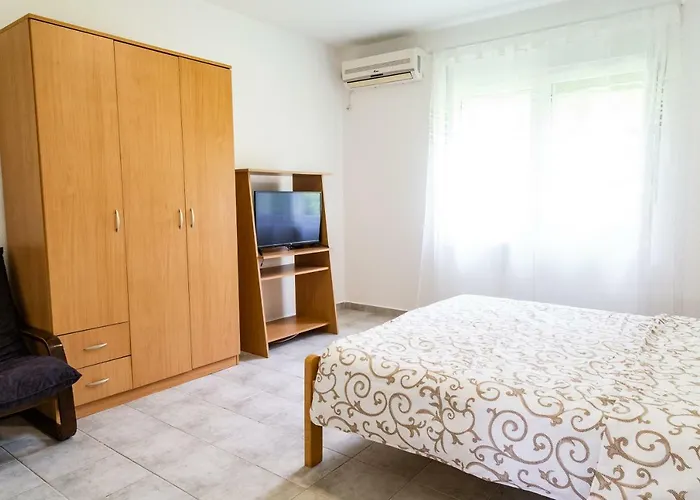 Bogoljubova Vinska Koliba