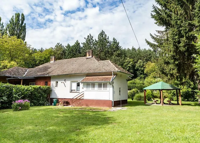 別荘 Bogoljubova Vinska Koliba ヴルドニーク